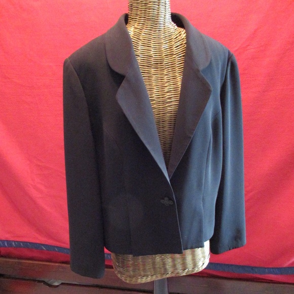 Henry Lee Jackets & Blazers - Henry Lee Women's Black Blazer